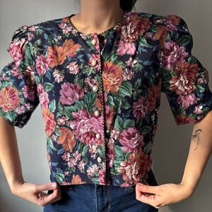 Vintage Cottagecore 80 Floral Romantic Fairy Pearl Button Up Navy Pink Small Top